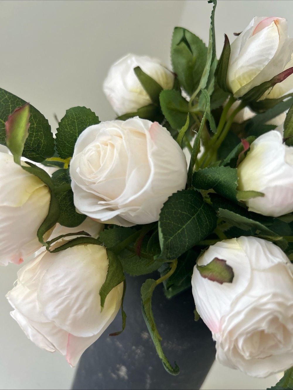 Elegant Faux Ivory Rose Bouquet Home Decor Stems Only -12 stems/24 buds NEW - Picture 13 of 14